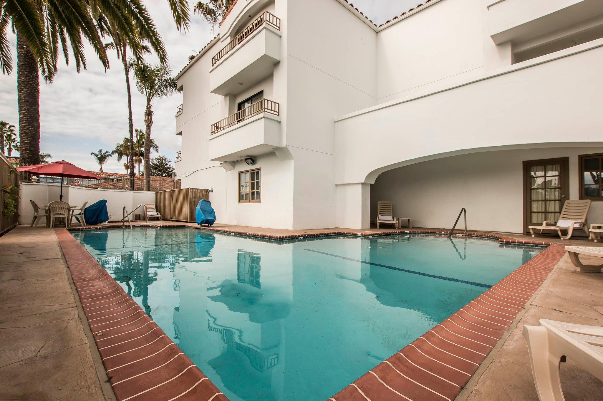Comfort Suites San Clemente Beach Exterior photo