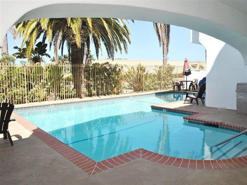 Comfort Suites San Clemente Beach Exterior photo